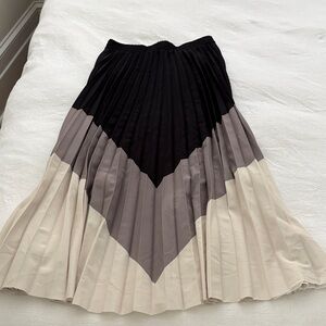 Colorblock Pleated Midi Skirt - Black, Gray & Cream
